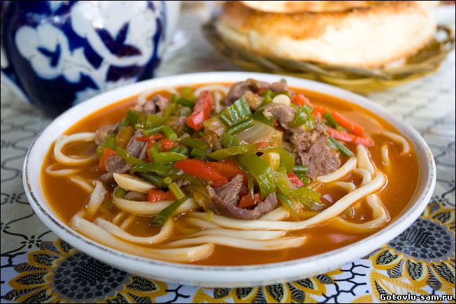 Узбекский лагман